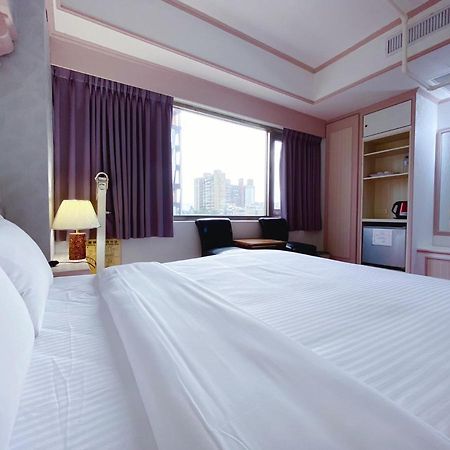 Chrysler Hotel Тайбей Екстер'єр фото