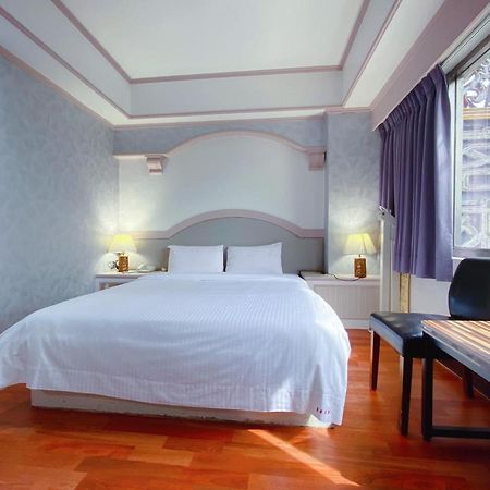 Chrysler Hotel Тайбей Екстер'єр фото