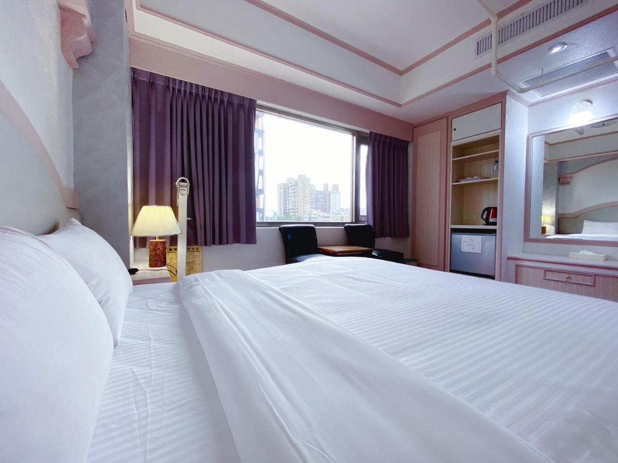 Chrysler Hotel Тайбей Екстер'єр фото