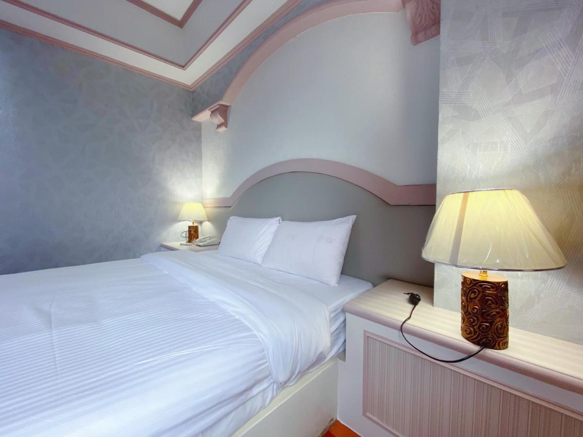 Chrysler Hotel Тайбей Екстер'єр фото